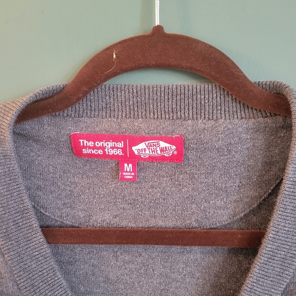 Vans cardigan - Picture 2 of 3